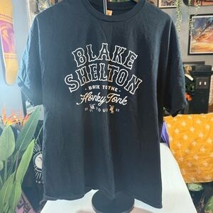 Gildan Blake Shelton Honkey Tonk Tour 2023